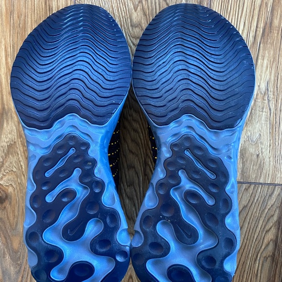 Nike React Phantom Run Flyknit 2 Shoes Sneakers Black Gray Men's 11 NEW - Picture 8 of 8